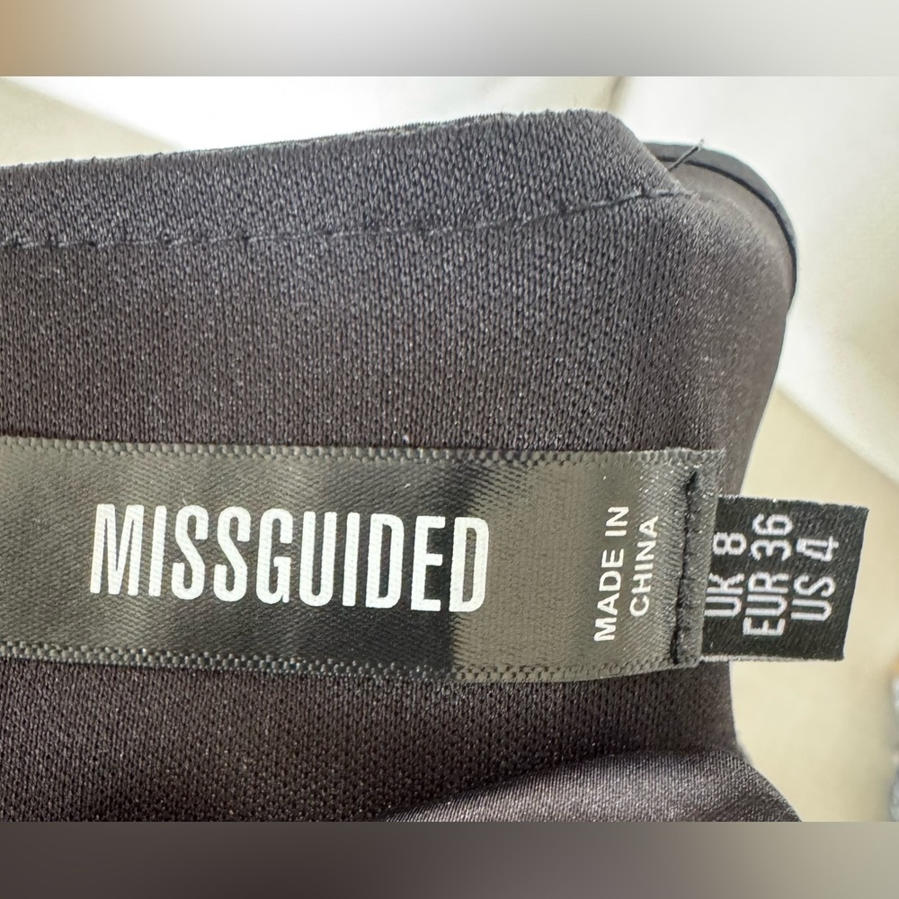 Misguided Black Satin Corset Crop Top with Zip Back (Sz 4) - Picture 5 of 5